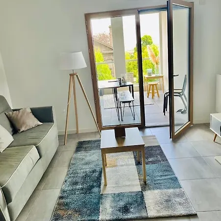 Les Terrasses De L'hotel Dieu